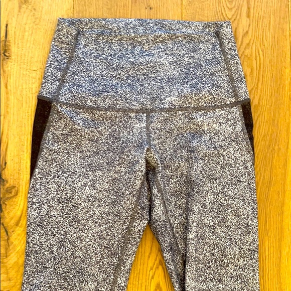 Lululemon 7/8 legging - Picture 2 of 5